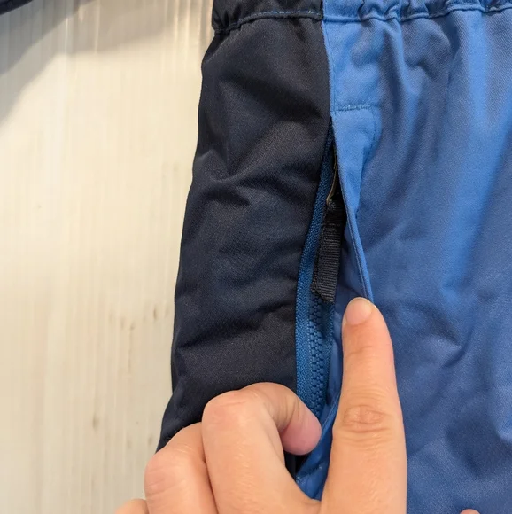 REI Rimber Mountain tots 12 month blue snowsuit winter coat